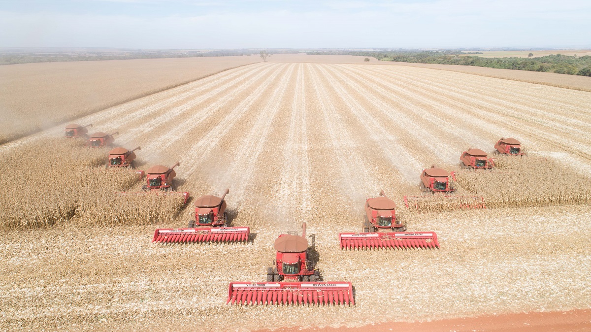 Agricultor brasileiro: mais digitalizado e adotando mais…