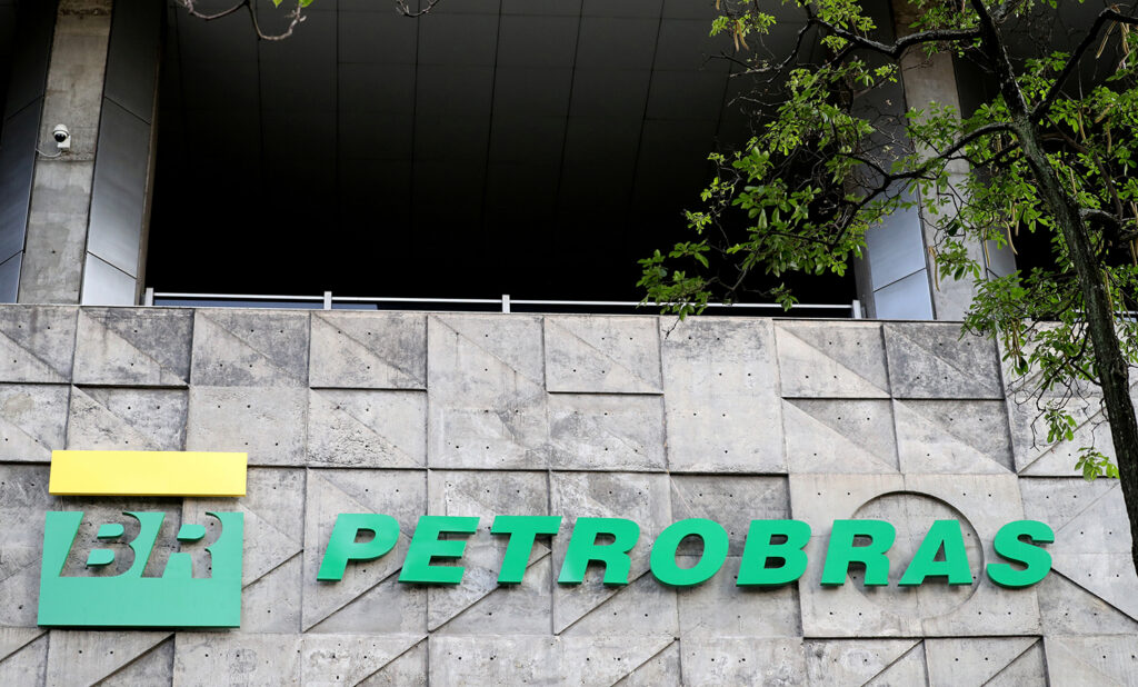 fim do diesel s500 adiciona incerteza a venda das refinarias da petrobras