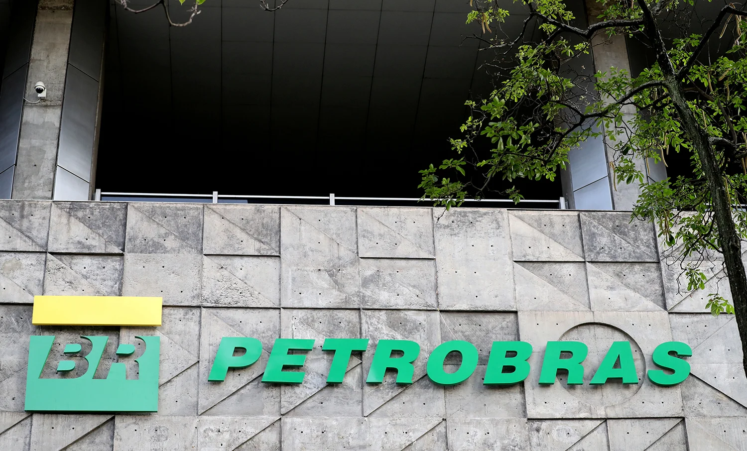 fim do diesel s500 adiciona incerteza a venda das refinarias da petrobras