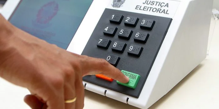 pela primeira vez horario de votacao de brasilia valera ate mesmo para o acre 4