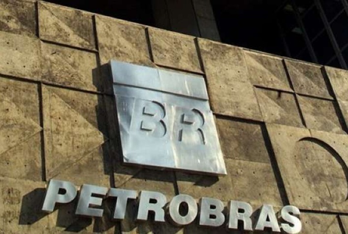 Em 40 dias Petrobras corta gasolina em 19