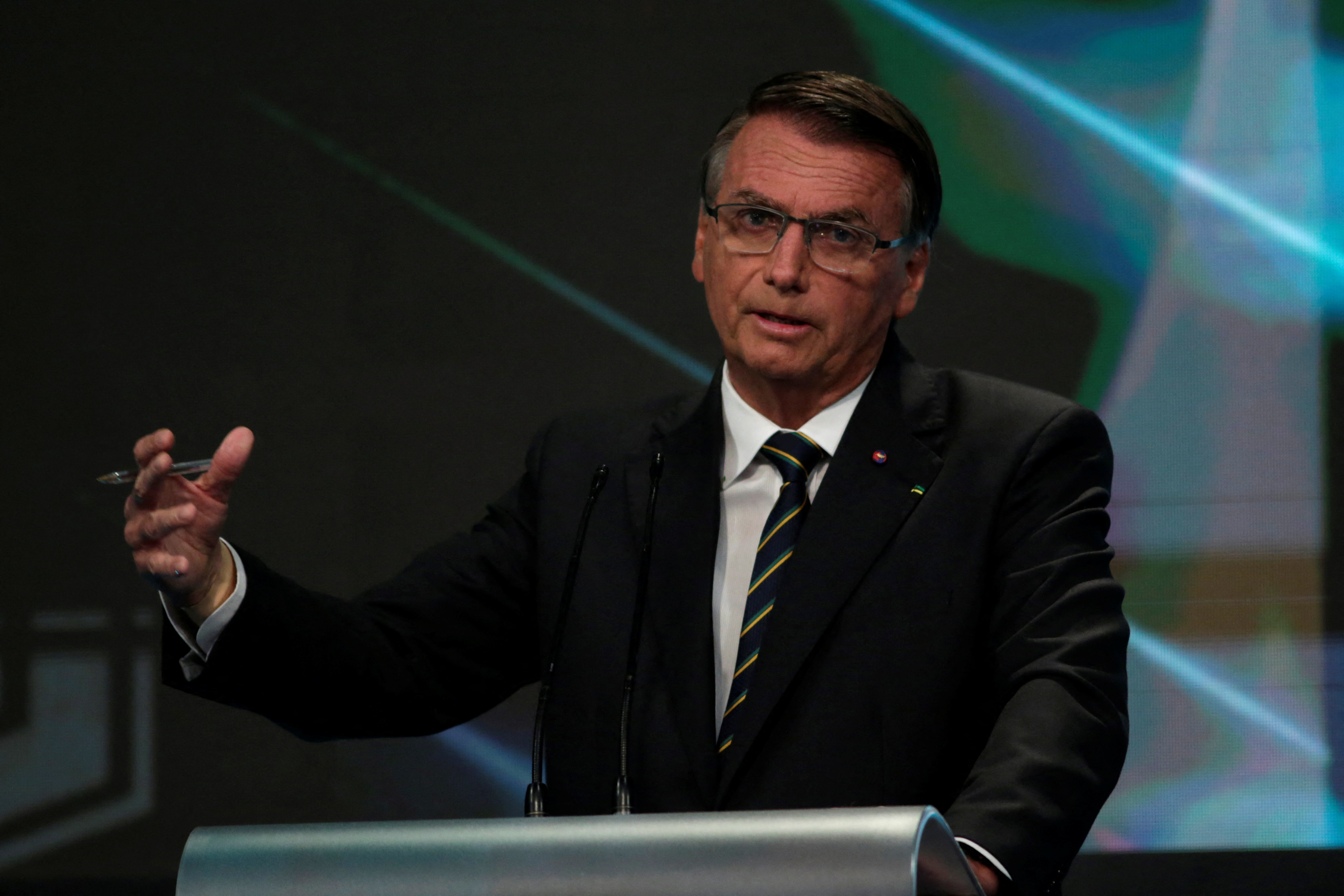 Reuters Com Senado mais favoravel Bolsonaro pode agravar crise com