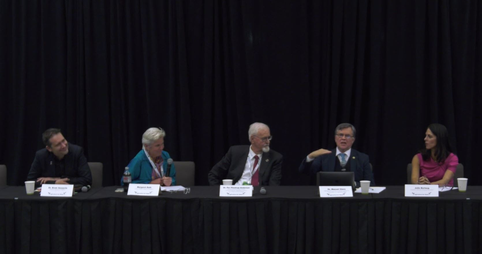 a seguranca alimentar e indispensavel para a paz mundial clamam lideres