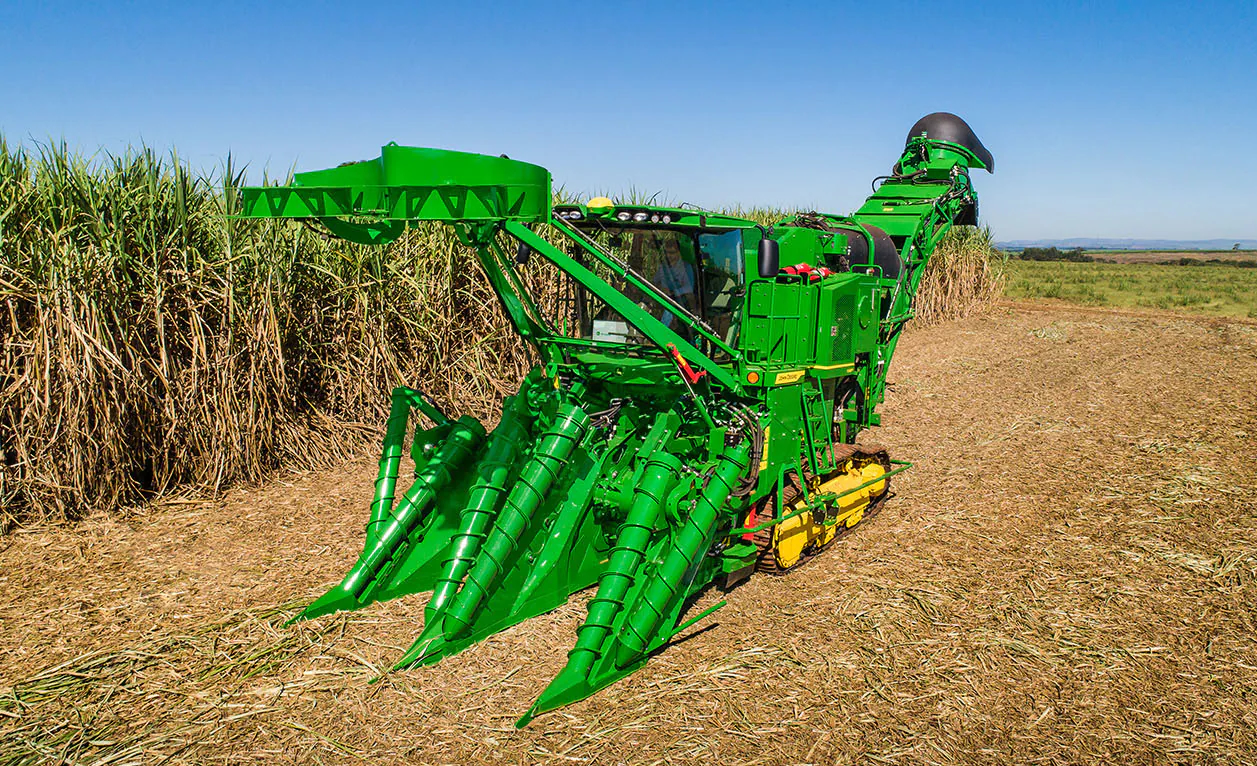 John Deere - apresenta colhedora CH950 com novo pacote de tecnologia
