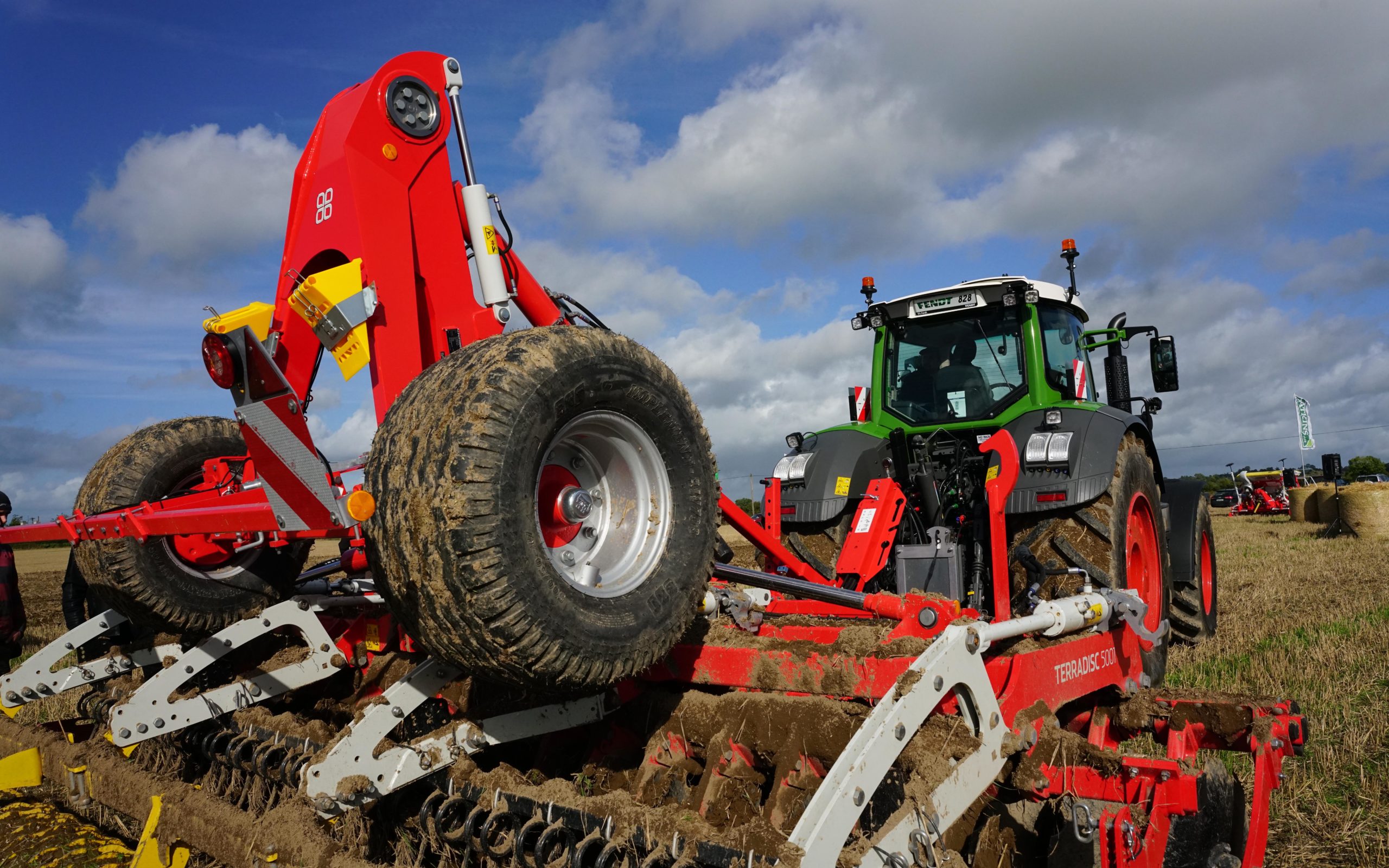 Últimos Pottinger e Fendt mostrados no dia de demonstração de lavoura