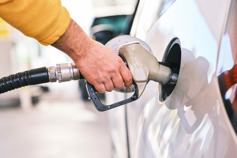 Average fuel prices fall by around 10 AA
