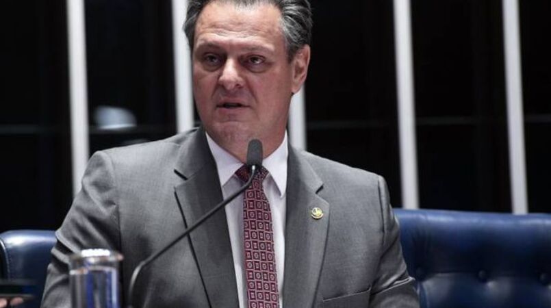 Senador Carlos Favaro e confirmado como ministro da Agricultura de