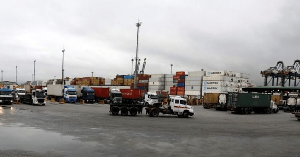 norma de agendamento de caminhoes muda de fase no dia 1o no porto de santos portal dbo