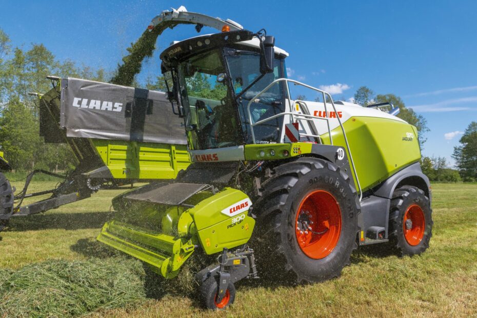 Variable speed pick up option for Claas Jaguar 900