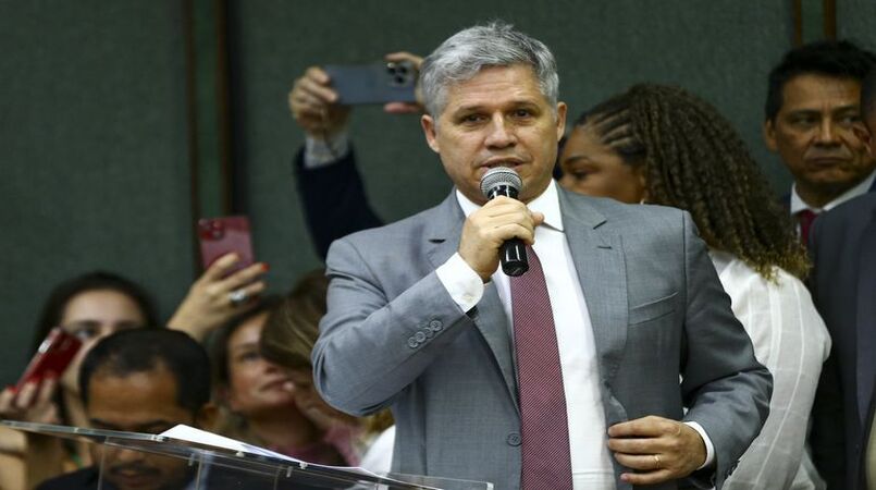 Ministro da Agricultura Familiar é contra privatizações da Ceagesp e da CeasaMinas