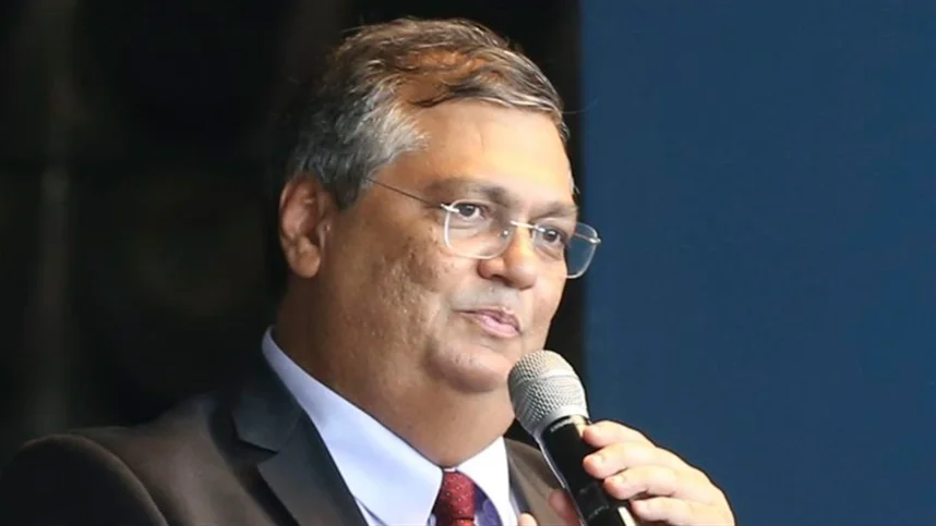 Ministro Dino critica governo do DF e fala em punição 1 ministro dino critica governo do df e fala em punicao 1