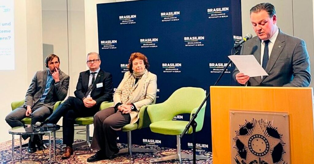 Na Alemanha, Fávaro diz que produção agrícola do Brasil vai crescer sem desmatamento • Portal DBO 2 na alemanha favaro diz que producao agricola do brasil vai crescer sem desmatamento portal dbo