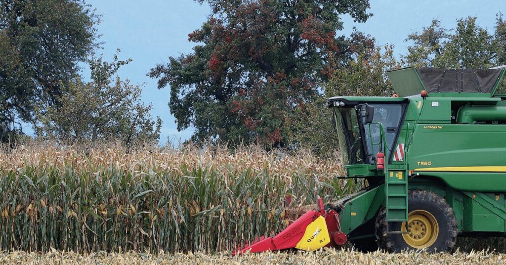 Anfavea prevê queda de 3,5% das vendas de máquinas agrícolas em 2023 • Portal DBO 2 anfavea preve queda de 35 das vendas de maquinas agricolas em 2023 portal dbo