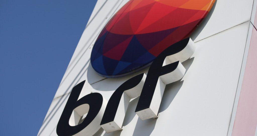 brf reporta receita de refbc84 148 bilhoes no 4t22 3