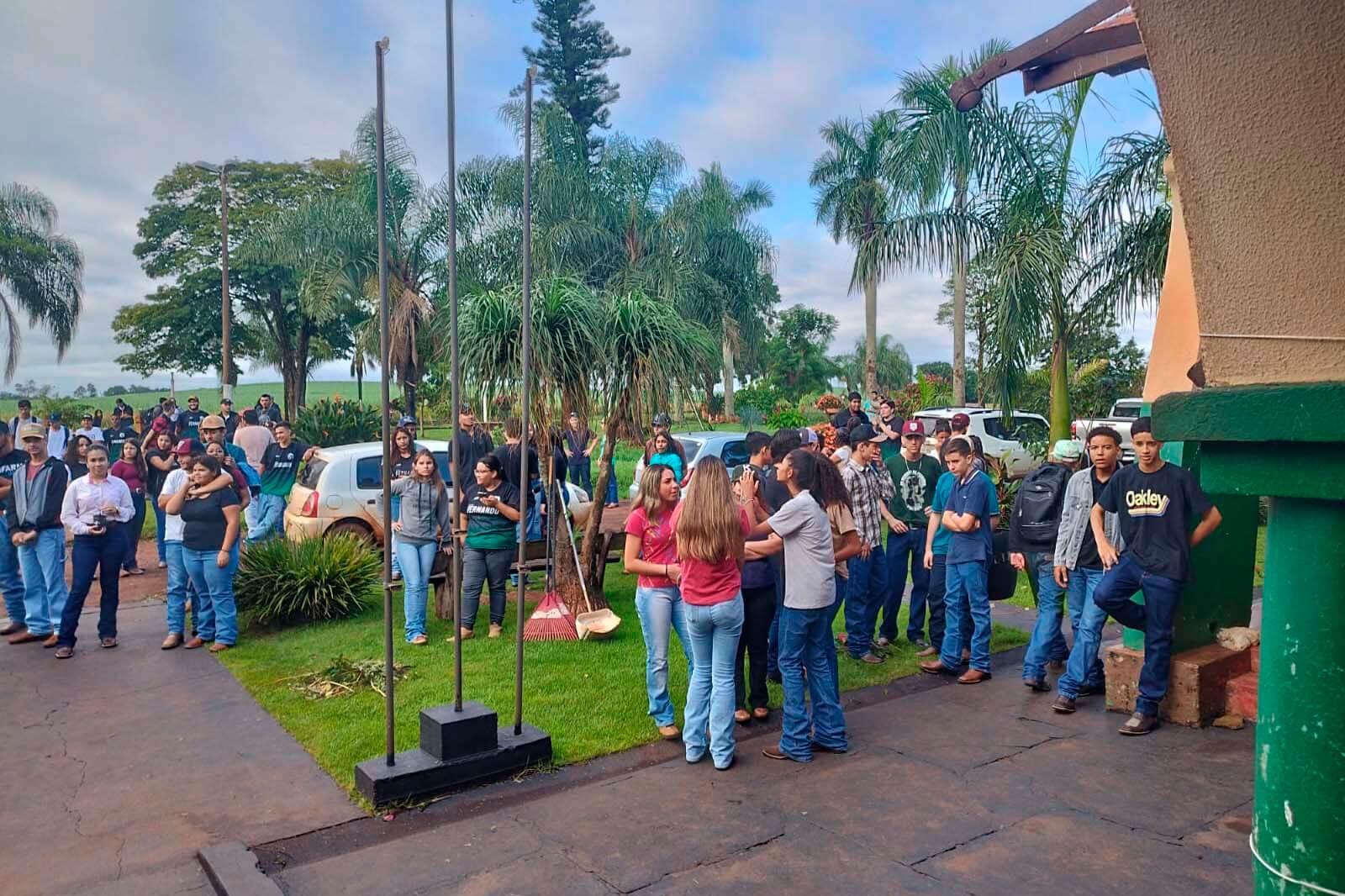 colegio agricola de santa mariana retoma aulas um mes apos incendio