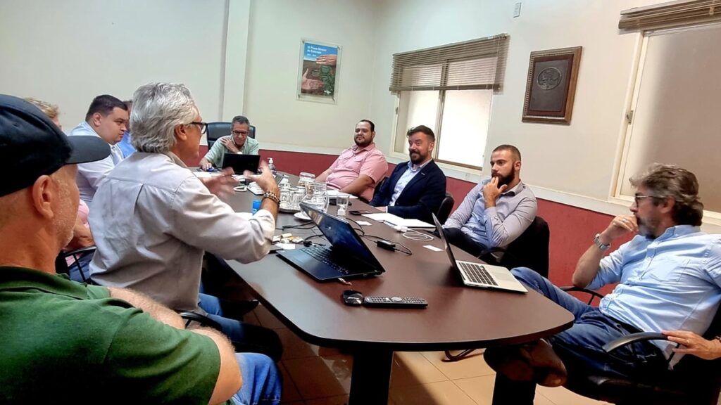 delegacao canadense busca de pecuaria de precisao em empresa brasileira 1