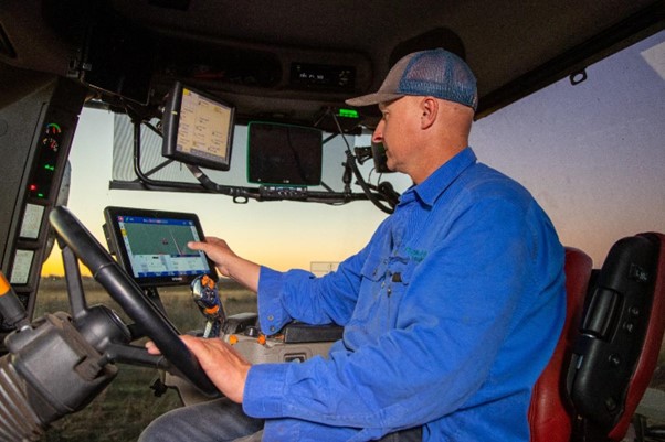 novas telas de alta performance sao destaque da trimble agricultura na expodireto 2023