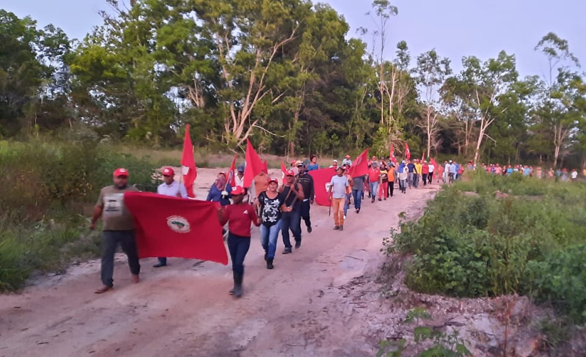 Pedido para criação da CPI do MST é protocolado