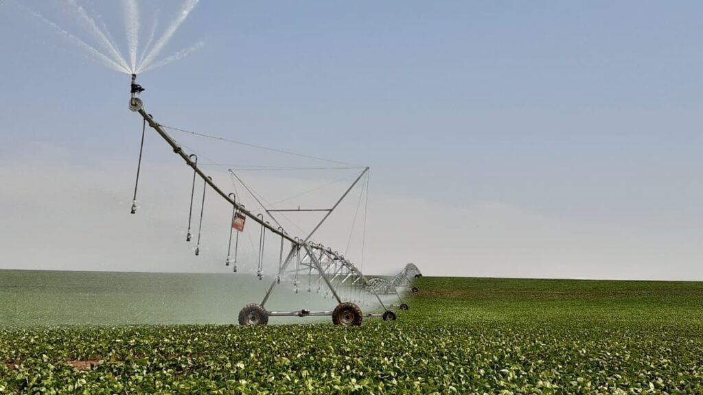 uso sustentavel da agua no agronegocio contribui com o futuro do planeta
