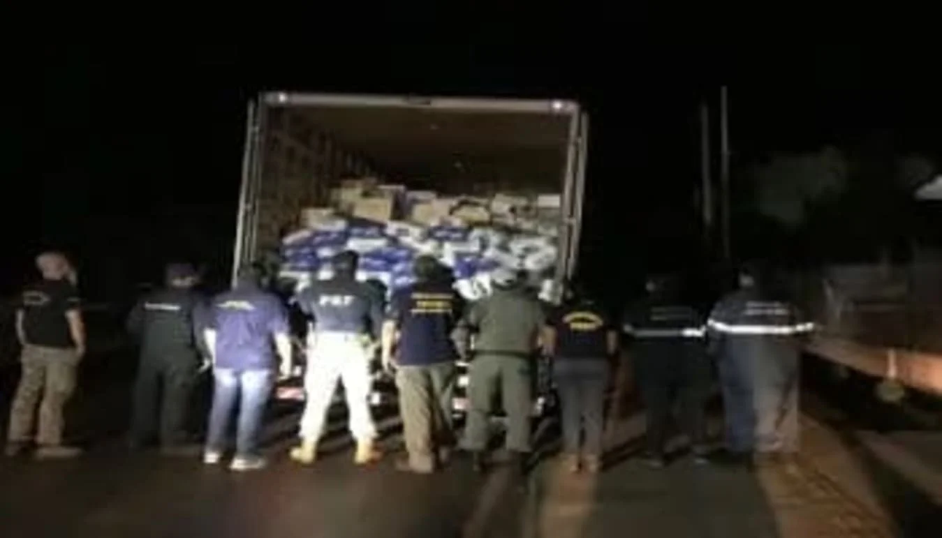 alimentos, apreensão, inspeção sanitária, consumo, segurança alimentar, fiscalização, saúde pública, contaminação, qualidade, descarte.