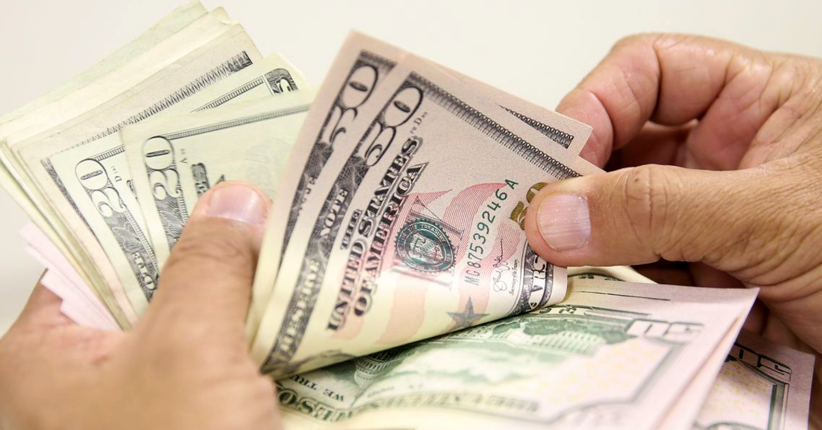 dolar cai para r 5 e fecha no menor valor em dez meses portal dbo