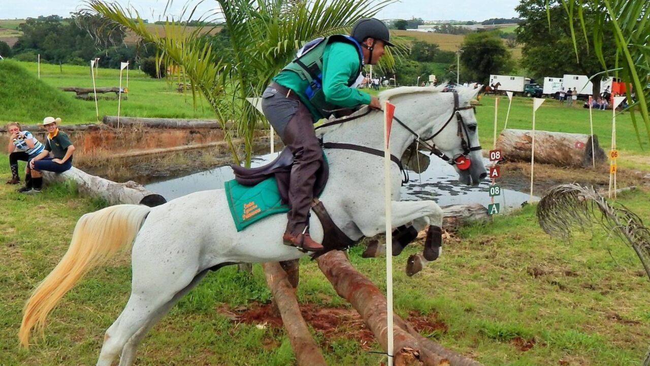 inscricoes abertas para clinica de hipismo rural com o cavaleiro mais pontuado na modalidade