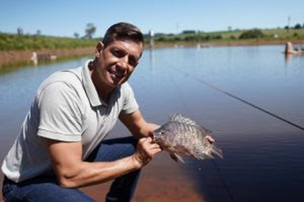 irmaos apostam na piscicultura diversificam os negocios e agora celebram resultados