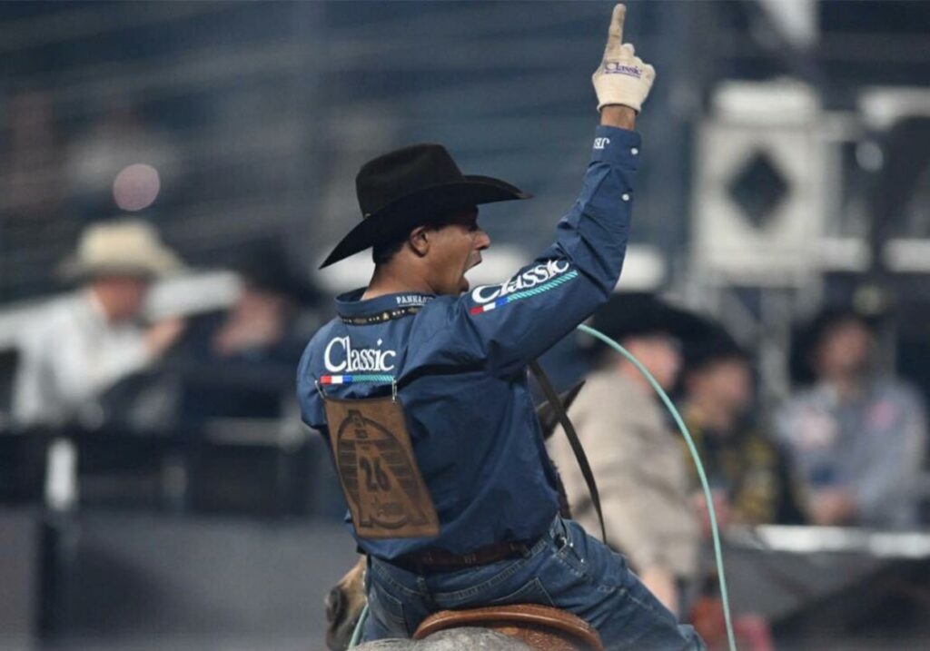 Junior Nogueira sobe duas posições no ranking mundial da PRCA