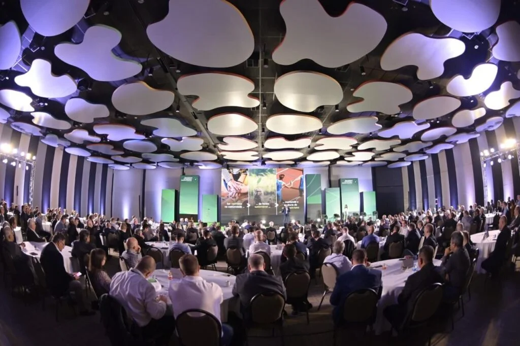 Lideranças do Sicredi debatem planejamento estratégico da instituição em Fórum Nacional de Presidentes e Diretores Executivos 2 liderancas do sicredi debatem planejamento estrategico da instituicao em forum nacional de presidentes e diretores executivos