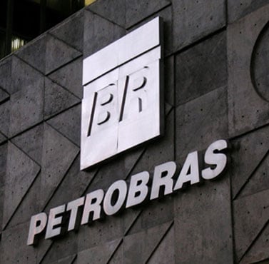 Petrobras reduz preco de gasolina ao menor valor em mais