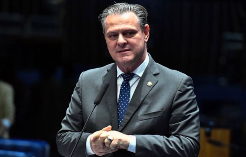 favaro viaja a asia com o objetivo de recuperar exportacoes de frango para o mercado japones