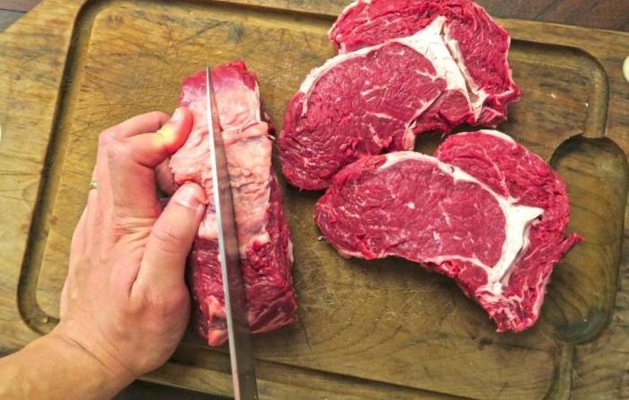 Quantas foram as exportacoes totais de carne bovina em julho