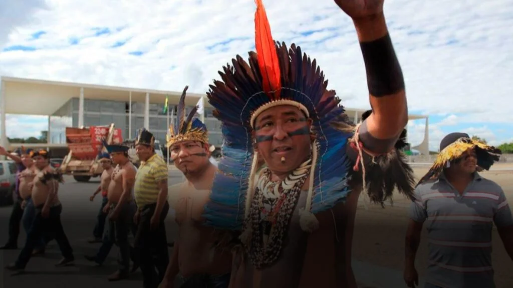 Mendonça votou a favor da adoção do marco temporal de terras indígenas? 10 mendonca votou a favor da adocao do marco temporal de terras indigenas