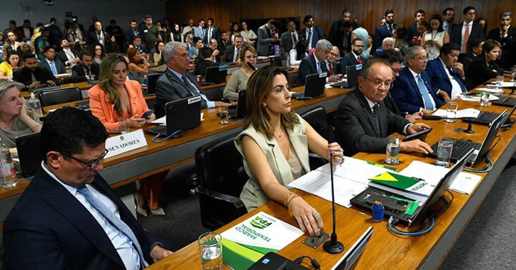 o projeto do marco temporal para demarcacao de terras indigenas foi aprovado pelo cra do senado