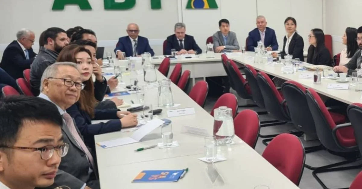 Quais autoridades chinesas estão participando do encontro na ABPA sobre aves e suínos? 1 quais autoridades chinesas estao participando do encontro na abpa sobre aves e suinos