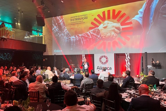 Qual é o nome do maior programa de incentivo lançado pela Sumitomo Chemical no Brasil?