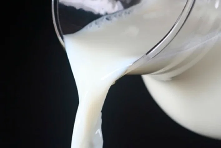 Quanto o governo federal confirmou para a compra pública de leite, no valor de R$ 200 milhões? 2 quanto o governo federal confirmou para a compra publica de leite no valor de r 200 milhoes