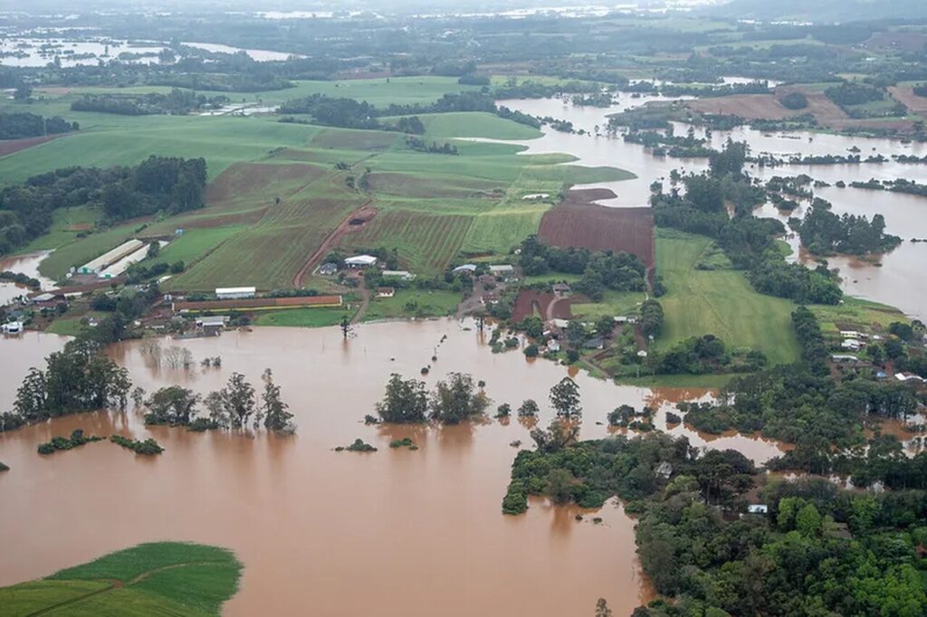 Como a resiliencia do pessoal envolvido esta ajudando no recomeco