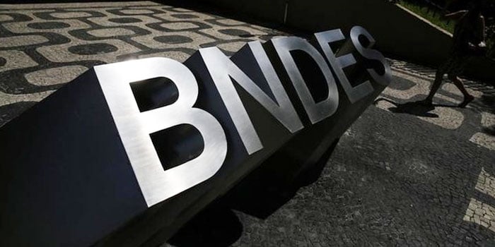 O BNDES aprovou um financiamento de R10 bilhoes para obras