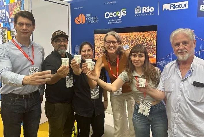 A França conhece a sustentabilidade, rastreabilidade e eficiência da cadeia produtiva dos cafés do Brasil? 18 a franca conhece a sustentabilidade rastreabilidade e eficiencia da cadeia produtiva dos cafes do brasil