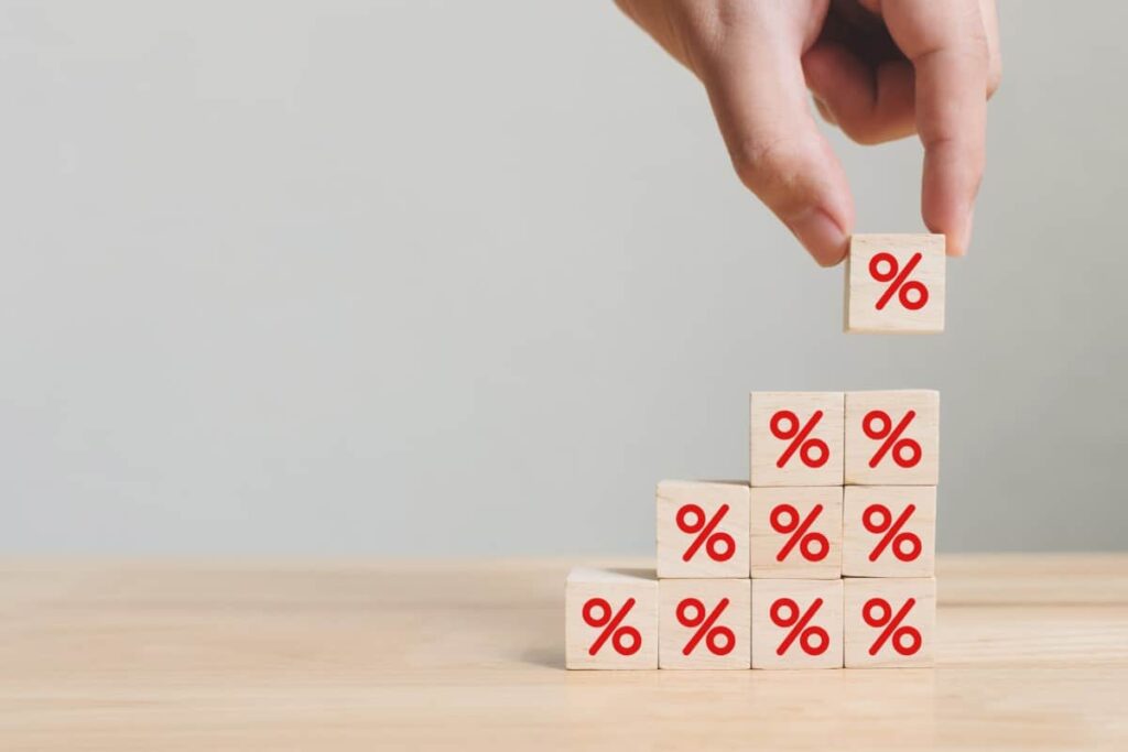 por que as taxas futuras cairam em um dia de baixa liquidez e queda dos rendimentos dos