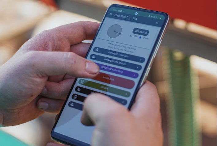 Qual é o novo sistema apresentado pela startup ByAgro, fundada no Rio Grande do Sul, que possibilita o monitoramento e comando a distância de equipamentos rurais?