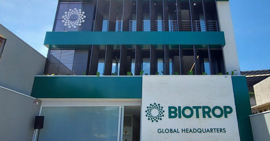qual foi a aquisicao feita pela biobest em relacao a empresa biotrop conforme noticiado pelo portal dbo