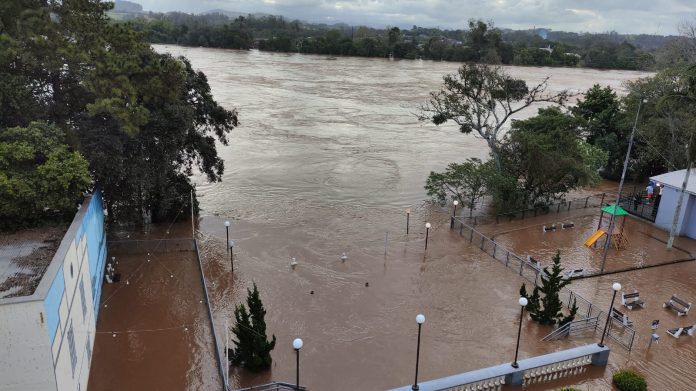 Enchente atingiu 14 localidades do interior de Estrela e devastou 37 quilômetros de estradas