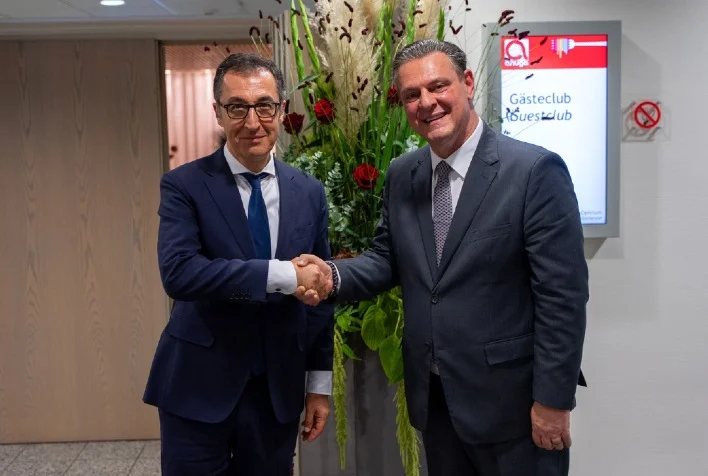 Com quem o ministro Carlos Fávaro se reuniu durante sua missão oficial na Alemanha? 12 com quem o ministro carlos favaro se reuniu durante sua missao oficial na alemanha