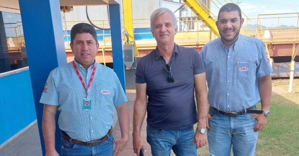 Como um pecuarista paraense pode investir em confinamento para 7 mil cabeças? 34 Pecuarista paraense investe em estrutura de confinamento para 7 mil cabeças