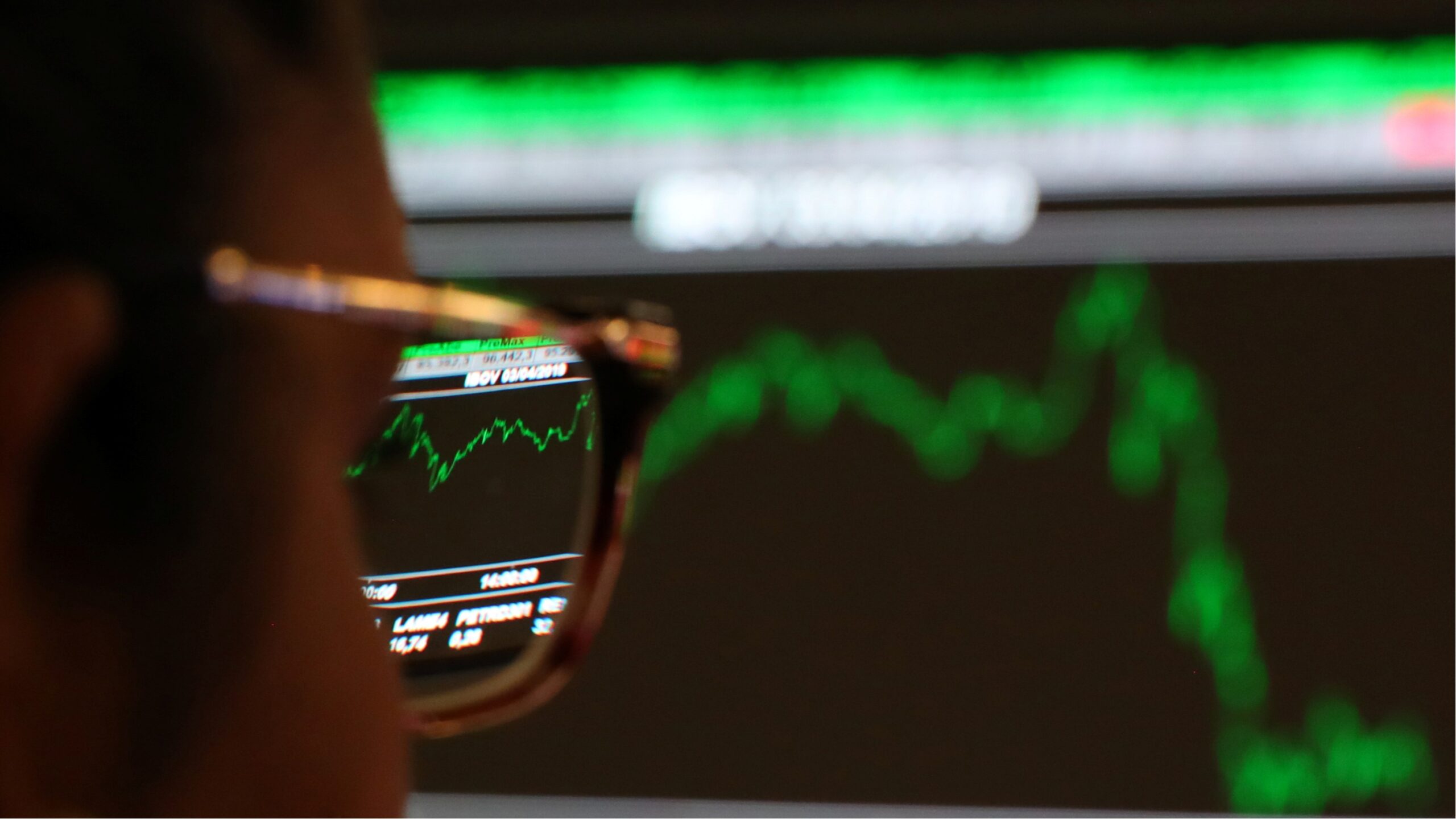 Os dados de emprego nos EUA influenciaram na alta do Ibovespa, juntamente com a bolsa de Nova York e as blue chips?