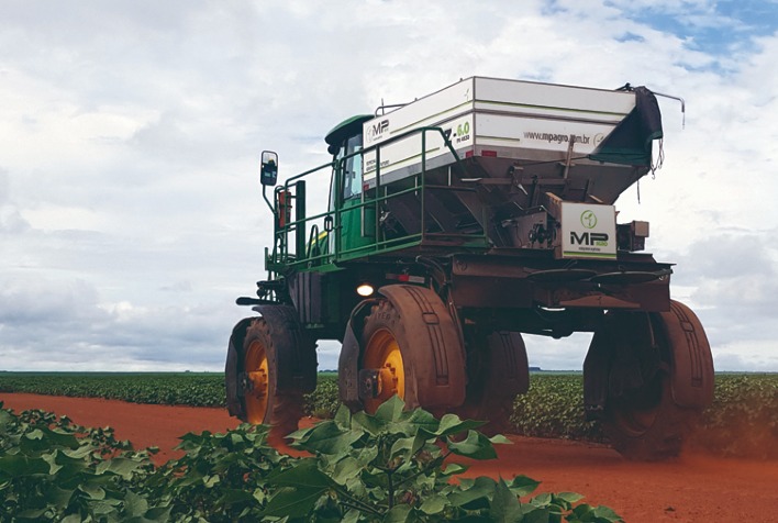 Qual é a opção para fazer adubação parcelada no milho? É o distribuidor autopropelido? 1 Qual é a opção para fazer adubação parcelada no milho? É o distribuidor autopropelido?