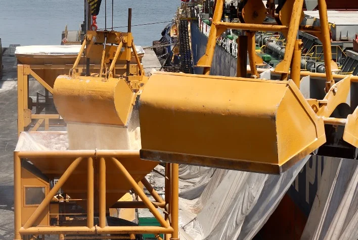 qual e a previsao de crescimento nas entregas de fertilizantes no brasil em 2023