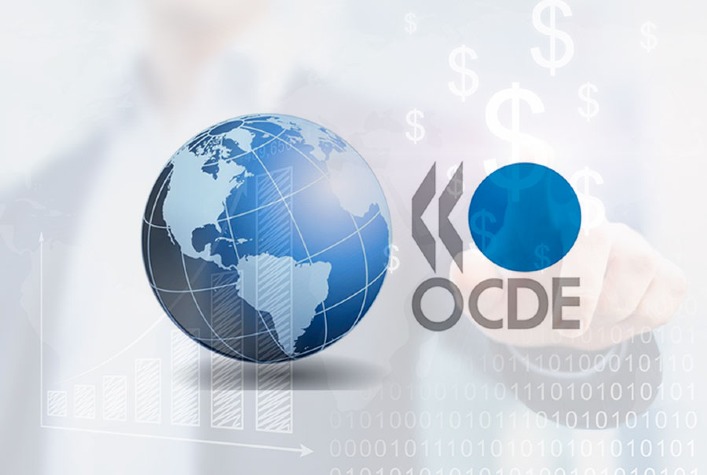 Qual é o índice de preços ao consumidor em agosto entre os países-membros da OCDE e qual é o valor registrado para esse mês?